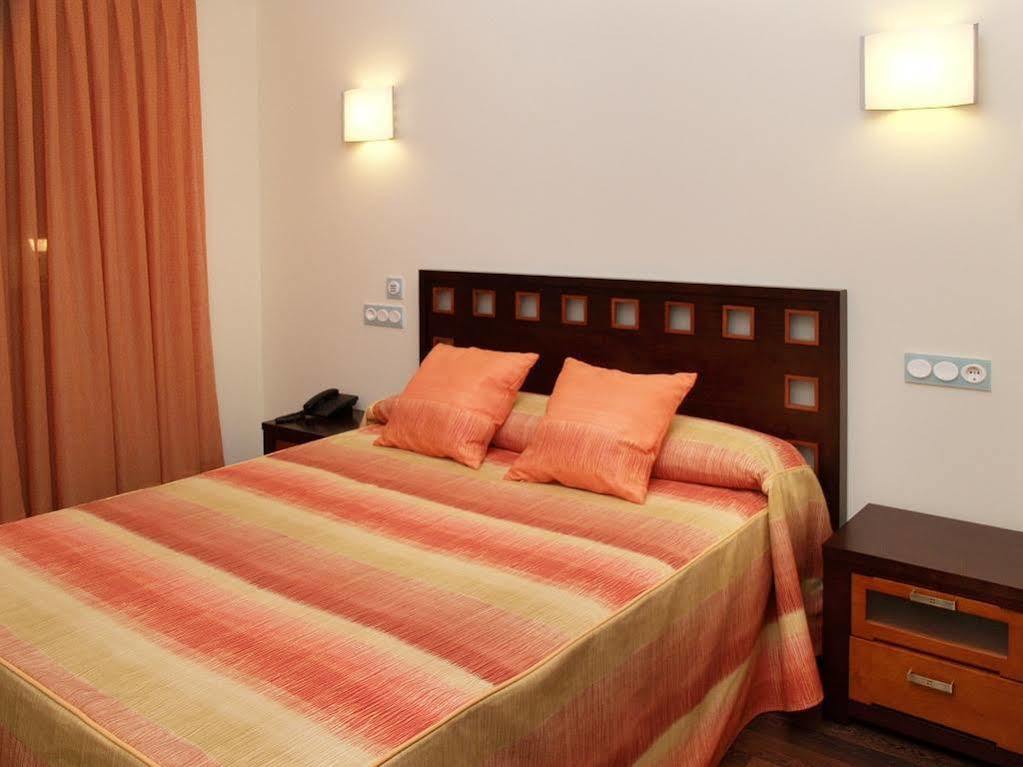 Hotel Rincon Del Conde レオン エクステリア 写真